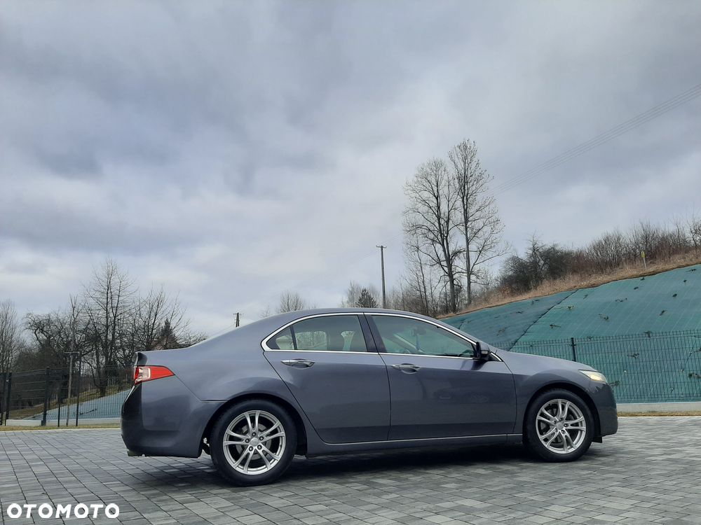 Honda Accord 2.0 Lifestyle - 16