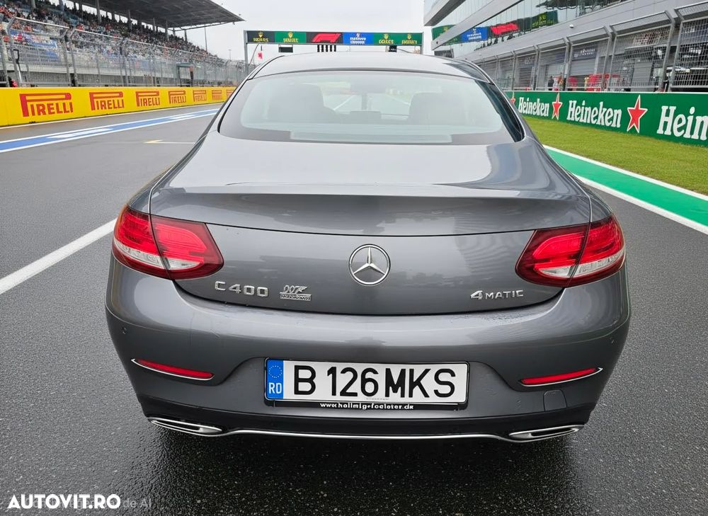 Mercedes-Benz C 400 4Matic 9G-TRONIC - 13