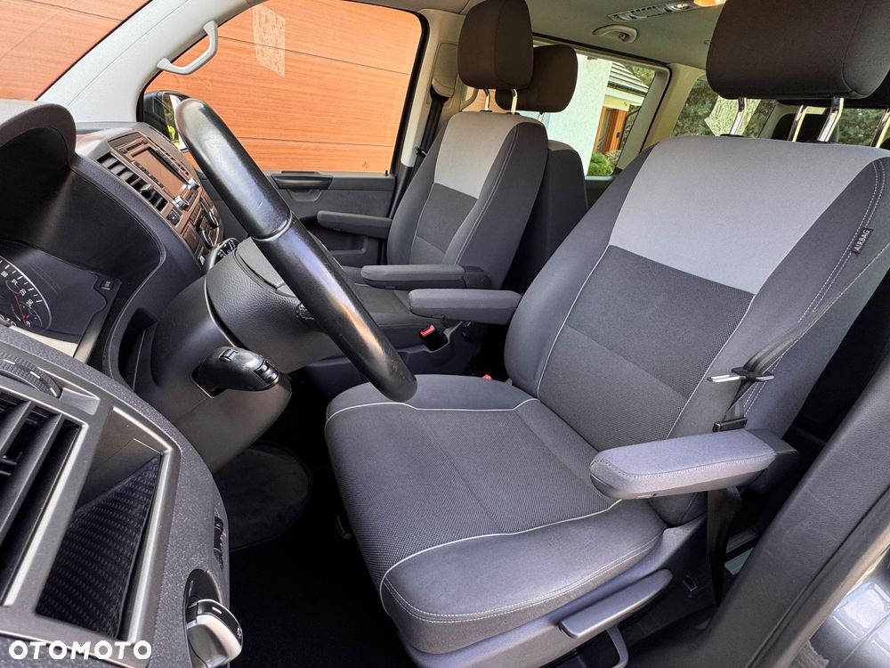 Volkswagen Multivan - 38