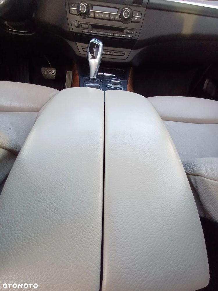 BMW X5 xDrive35i - 22