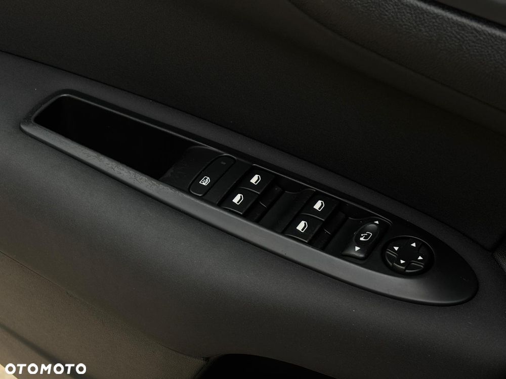 Citroën C4 HDi 90 Business Class - 13