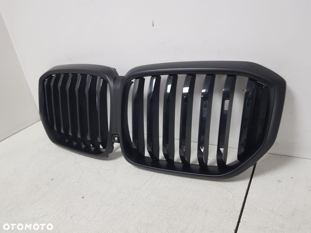NOWA ATRAPA GRILL PRZEDNI BMW X5 G05 G18 LCI LIFT CZARNY POŁYSK ORYGINAL 51135A67CC6 - 3