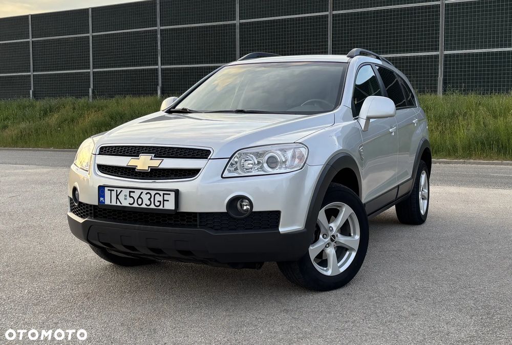Chevrolet Captiva 2.4 2WD 7 Sitzer LS Family Edition - 3