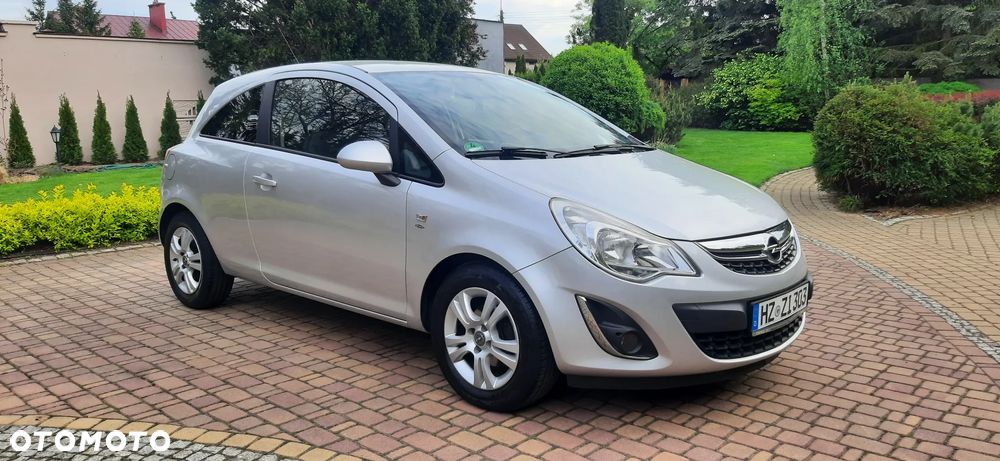 Opel Corsa - 2