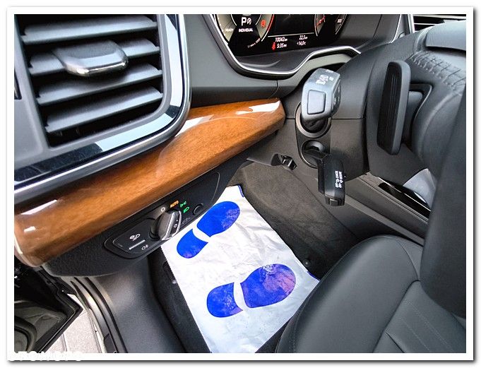 Audi Q5 45 TFSI quattro S tronic S line - 39