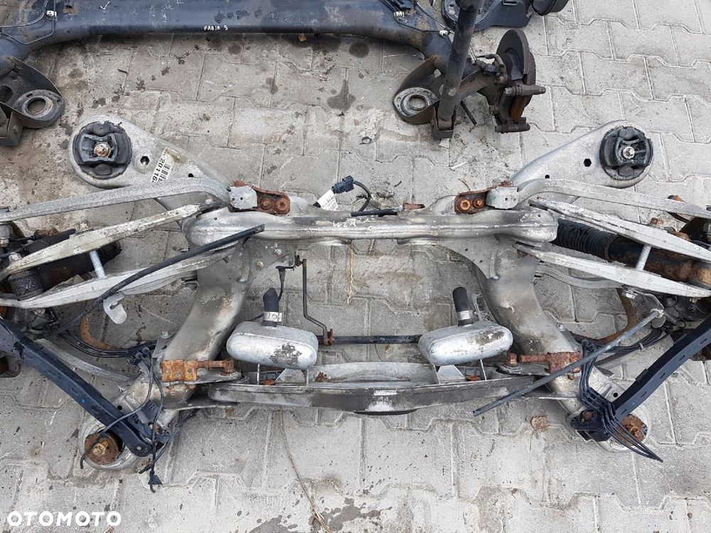 MERCEDES E KLASA W211 LIFT 06-09r BELKA ZAWIESZENIA TYŁ TYLNA - 6