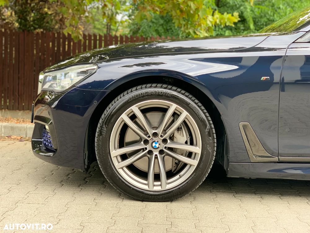 BMW Seria 7 750i xDrive - 13