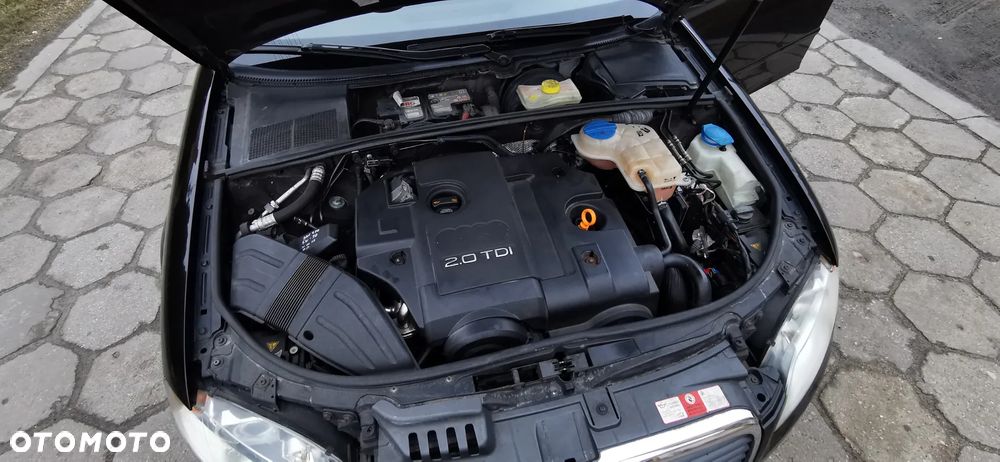 Audi A4 Avant 2.0 TDI Multitronic - 6