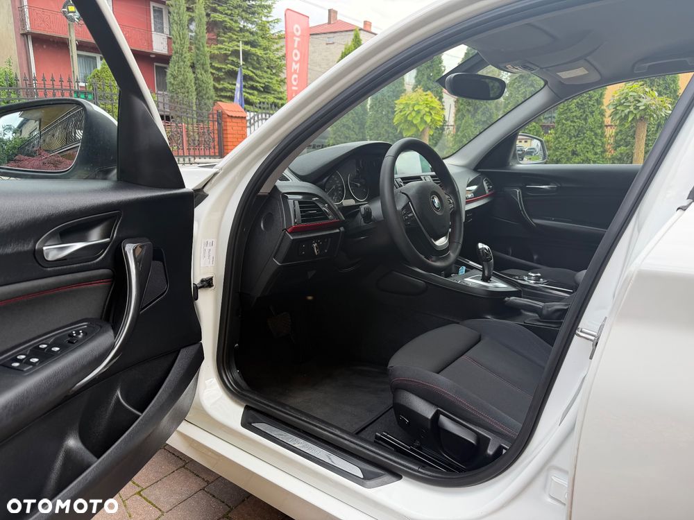 BMW Seria 1 120d Sport Line - 22
