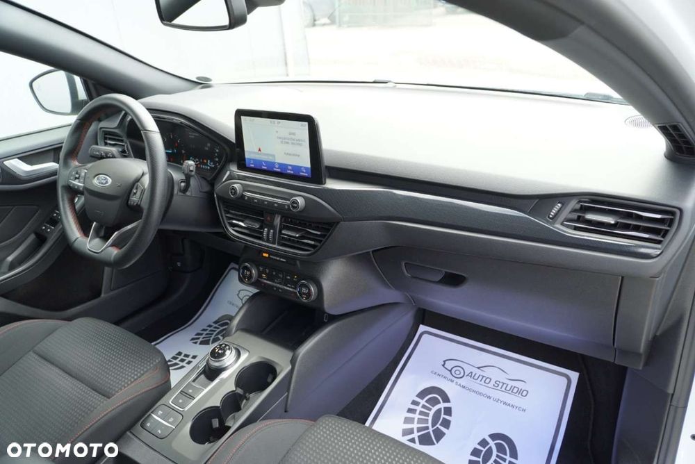 Ford Focus 2.0 TDCi ST-Line Black ASS PowerShift - 12