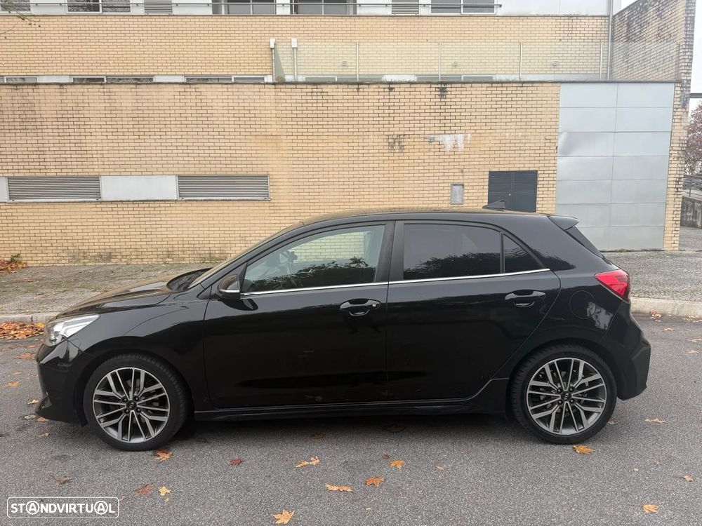Kia Rio - 1