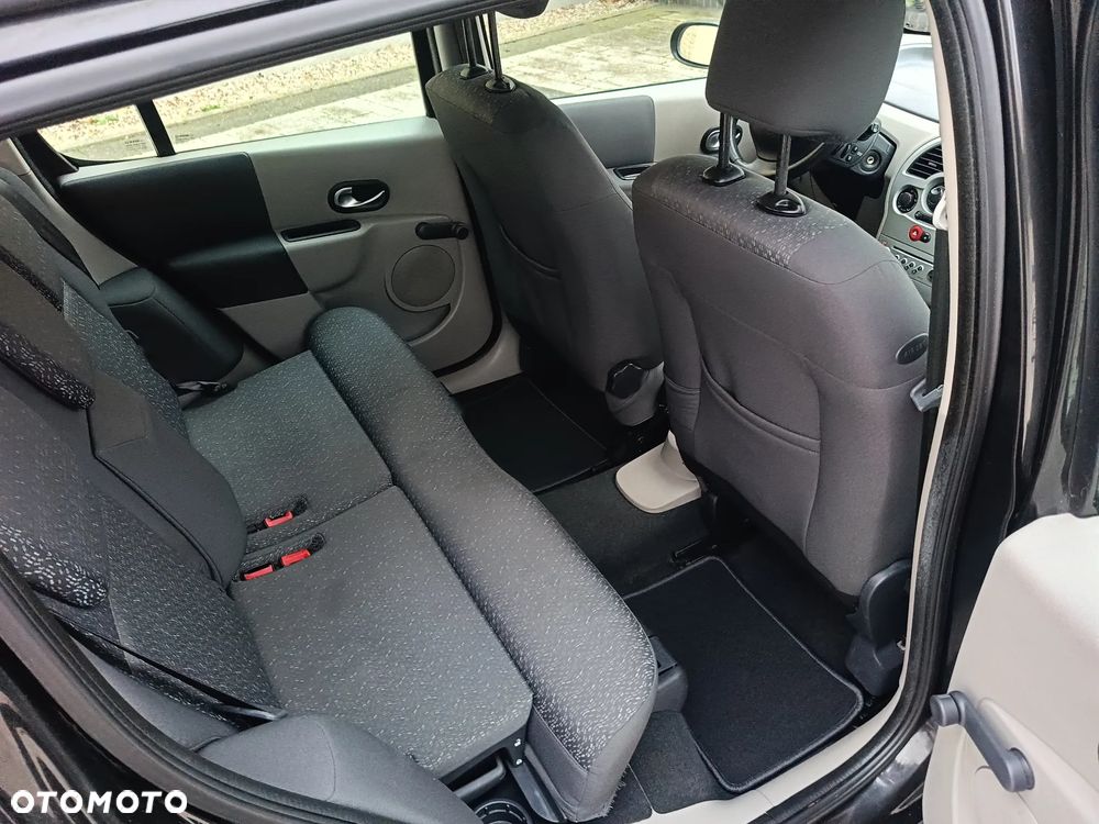 Renault Modus - 12