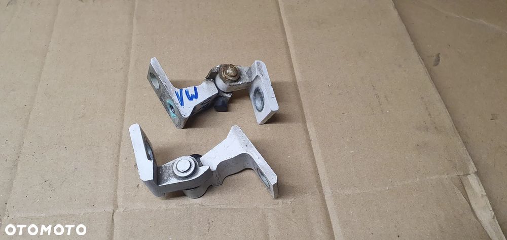 Zawias zawiasy drzwi prawy przód para VW UP 7N0831402 - 4
