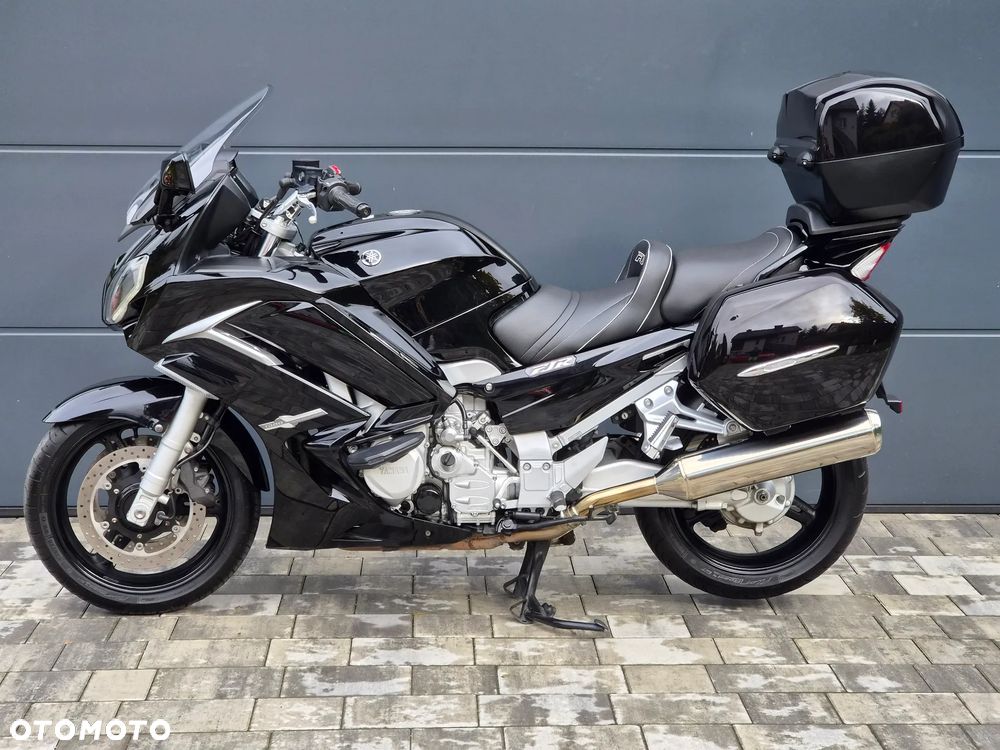 Yamaha FJR - 25