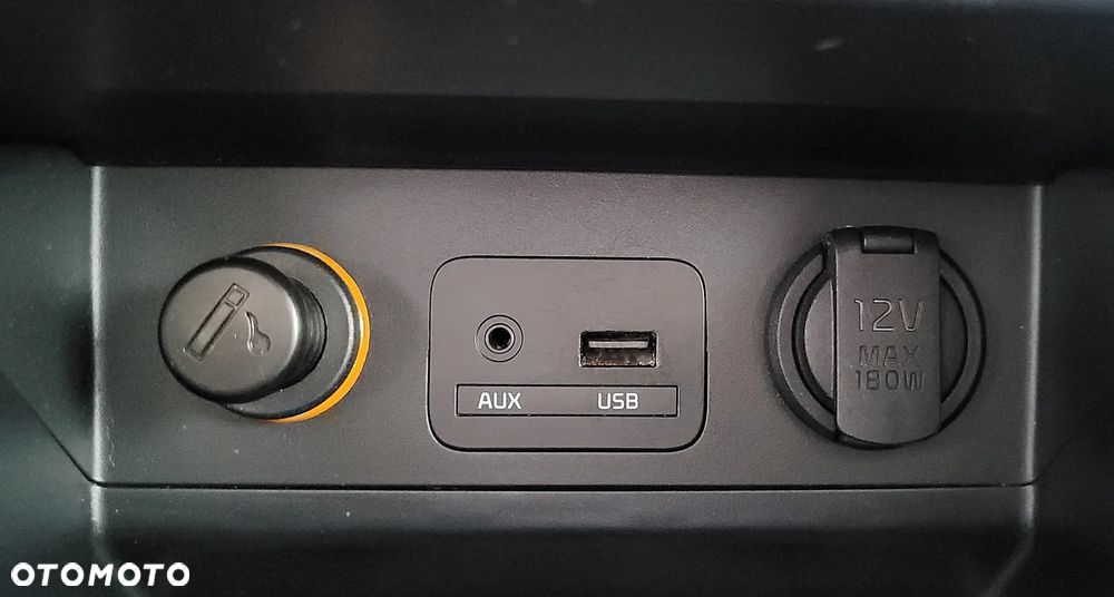 Kia Carens 1.7 CRDi 136 Fifa World Cup Edition - 29