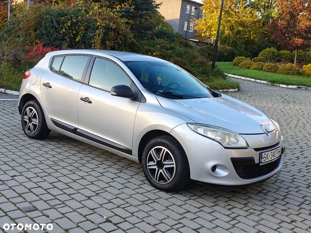 Renault Megane 1.5 dCi Authentique - 11
