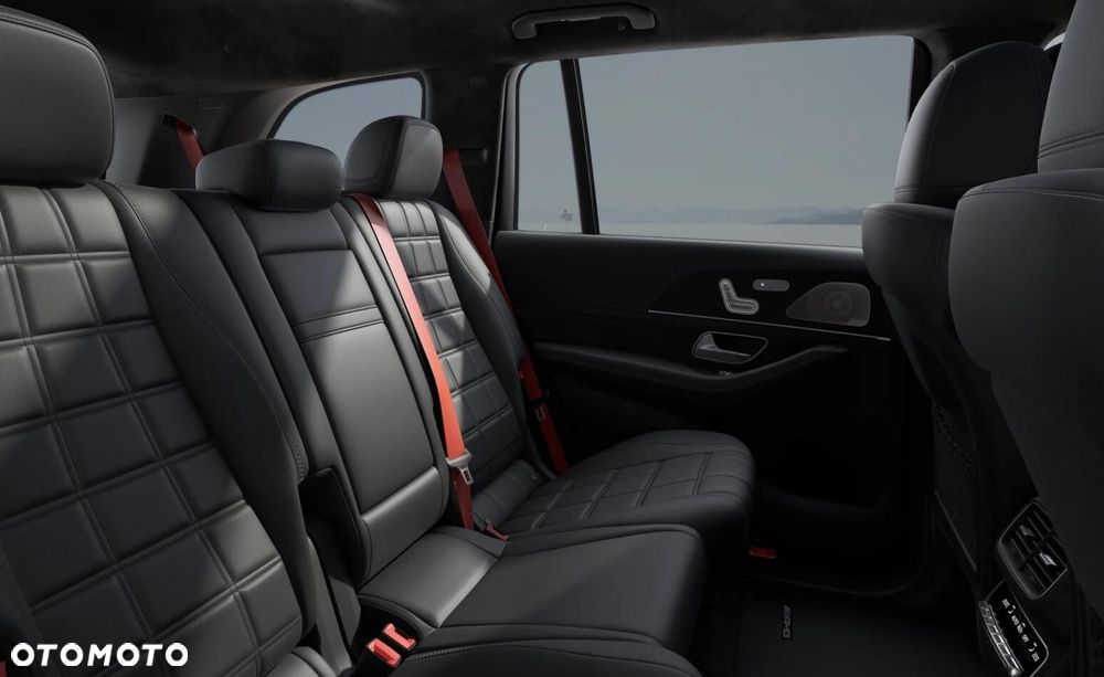 Mercedes-Benz GLS - 7