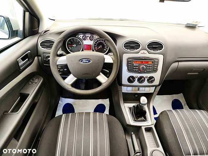 Ford Focus - 24