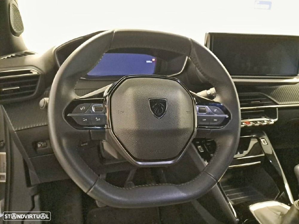 Peugeot 2008 1.2 Allure - 12