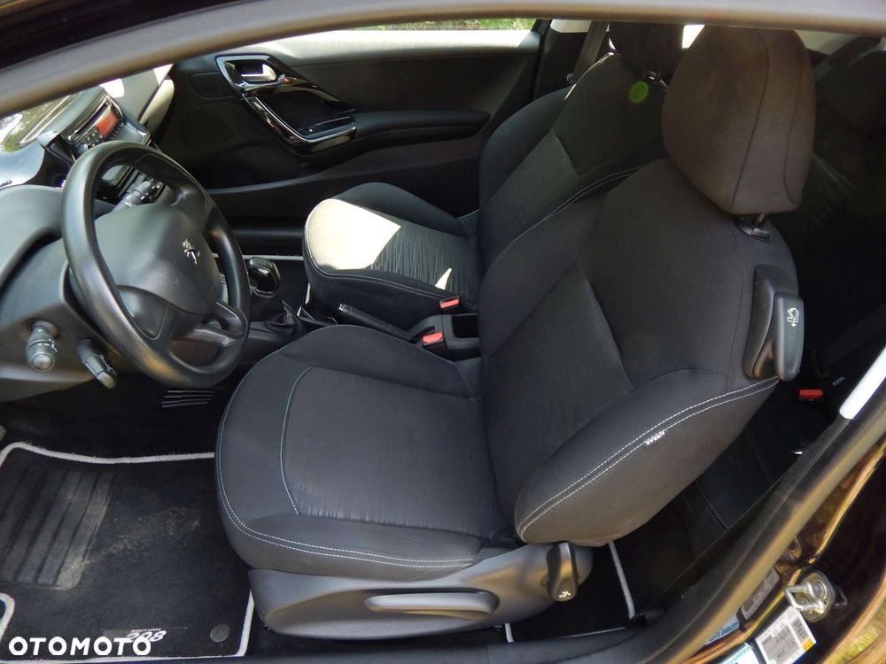 Peugeot 208 1.0 VTi/PureTech Access - 11