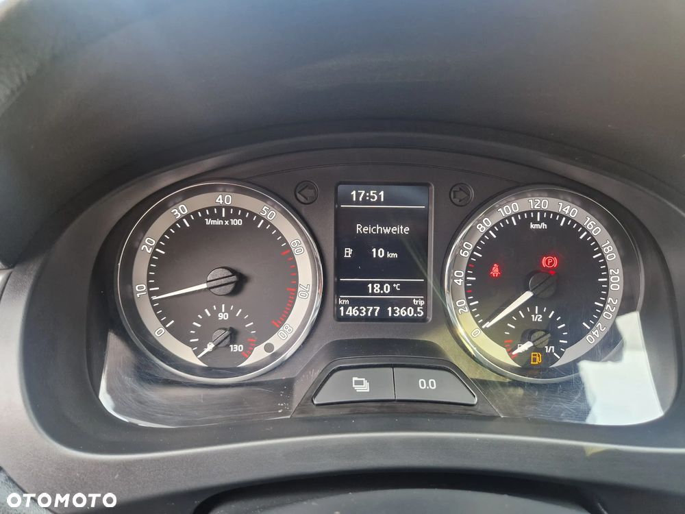 Skoda RAPID 1.2 TSI Cool Edition - 17