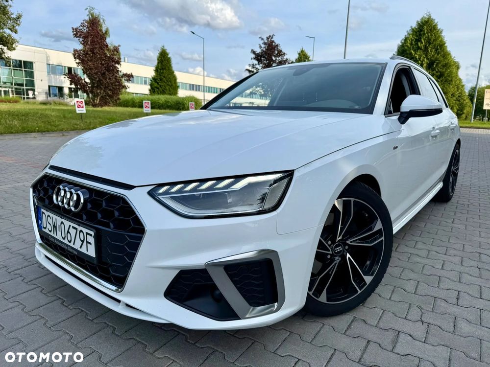 Audi A4 Avant 35 TDI S tronic S line - 1
