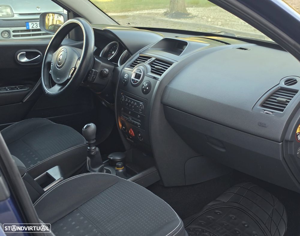 Renault Mégane Break 1.5 dCi Dynamique - 12