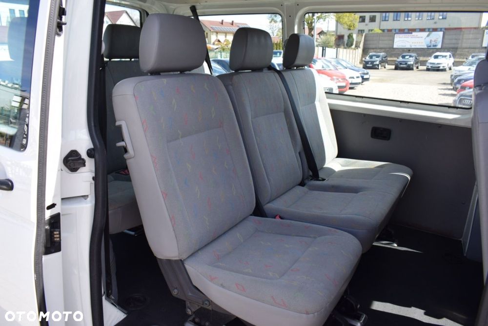 Volkswagen Transporter - 18