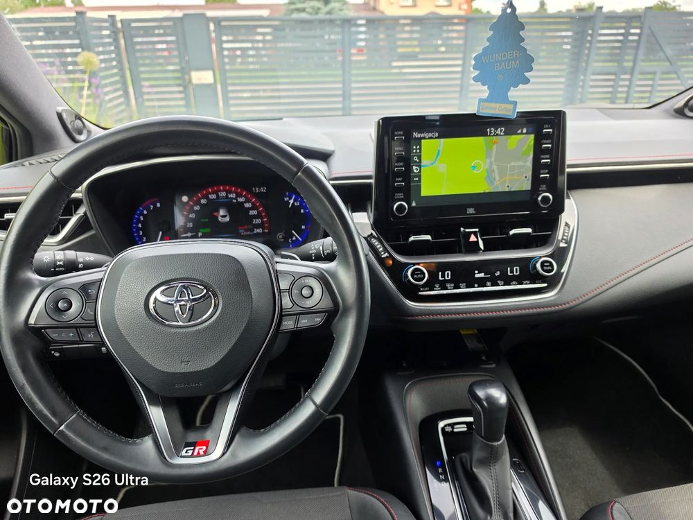 Toyota Corolla - 16
