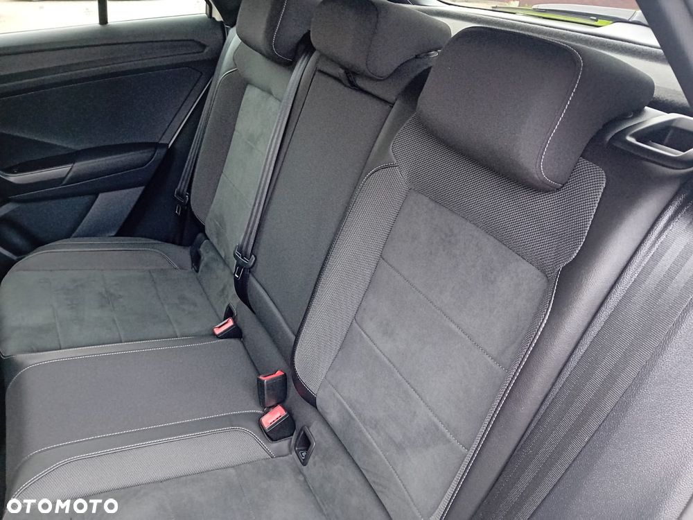 Volkswagen T-Roc 1.5 TSI R-Line Plus - 34
