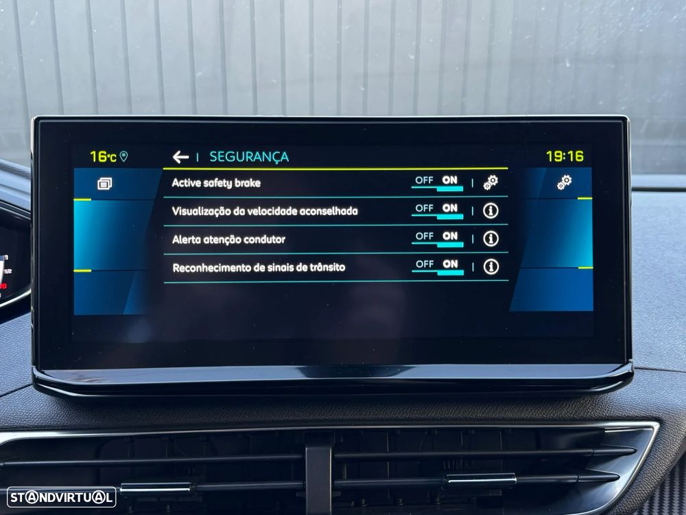 Peugeot 3008 225 e-EAT8 Allure Pack - 17