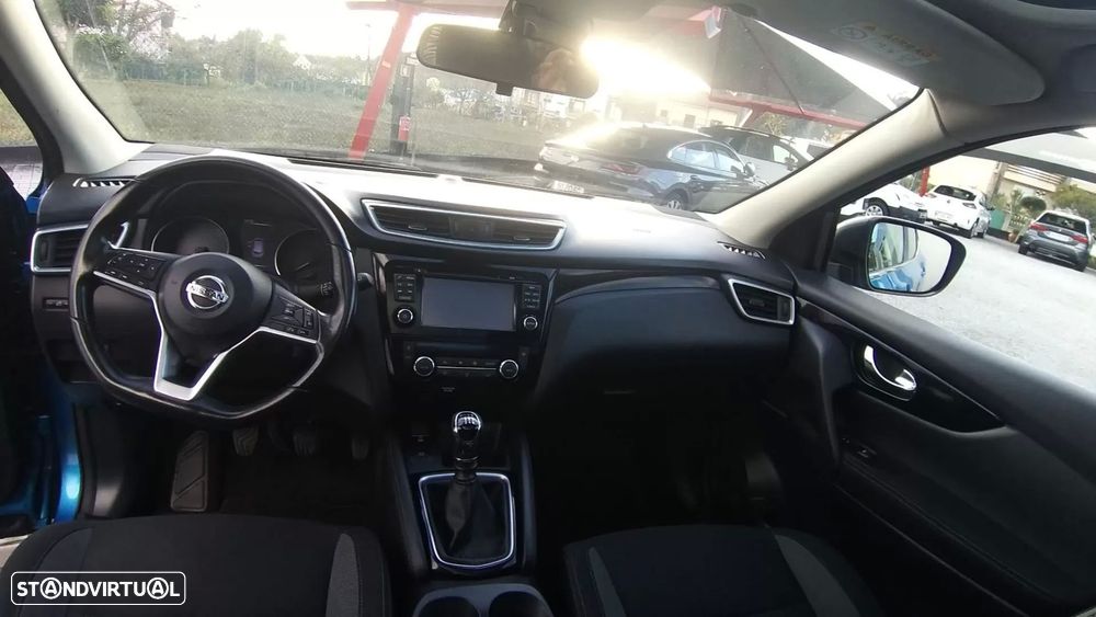 Nissan Qashqai 1.5 dCi N-Connecta RS+PS - 8
