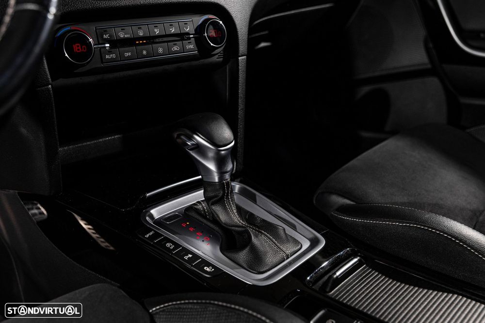Kia ProCeed 1.4 T-GDi GT Line+SRF 7DCT - 23