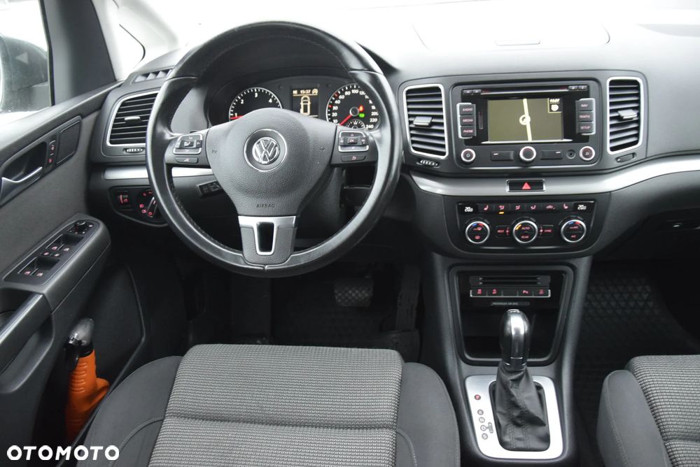 Volkswagen Sharan 2.0 TDI Highline DSG - 17