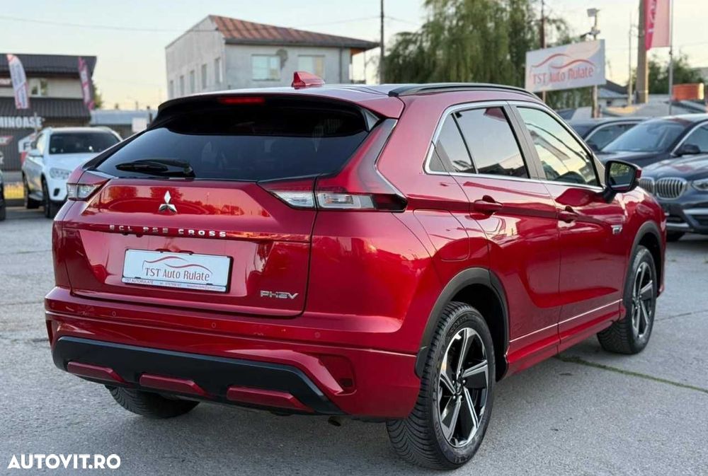 Mitsubishi Eclipse-Cross - 9