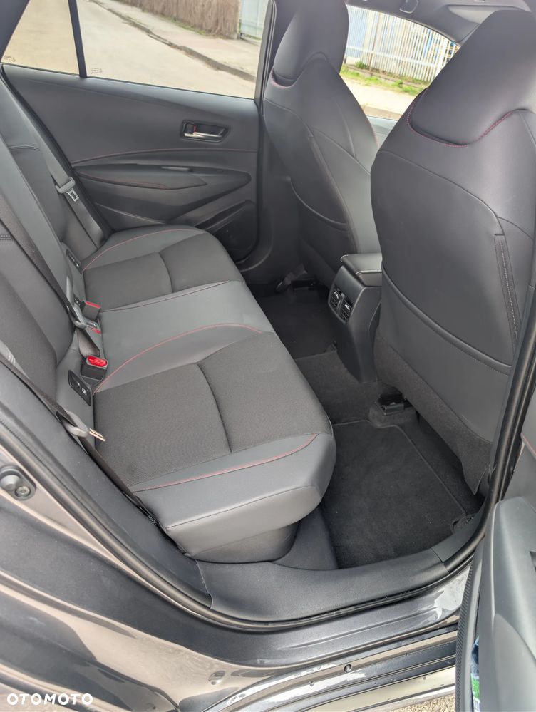 Toyota Corolla 2.0 Hybrid GR Sport - 9