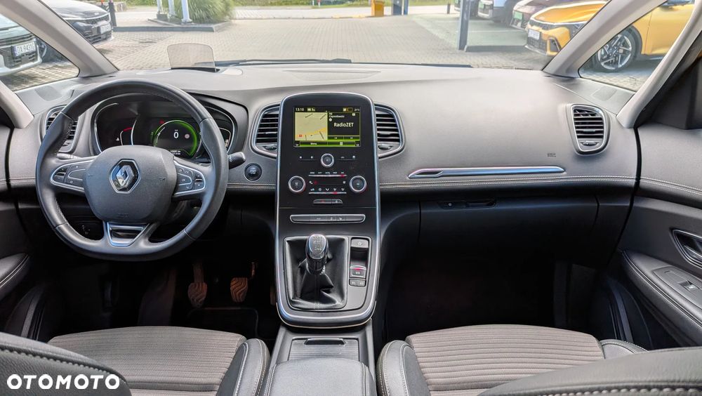 Renault Scenic 1.3 TCe FAP Intens - 8