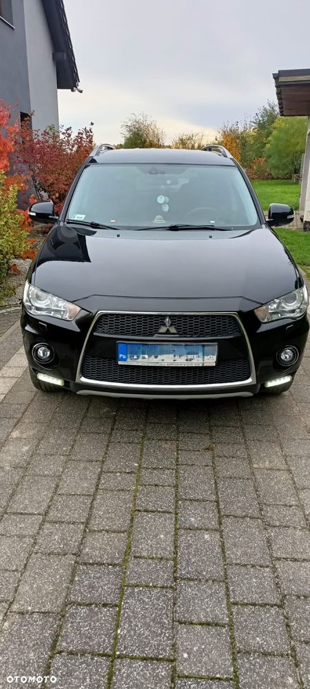 Mitsubishi Outlander - 9