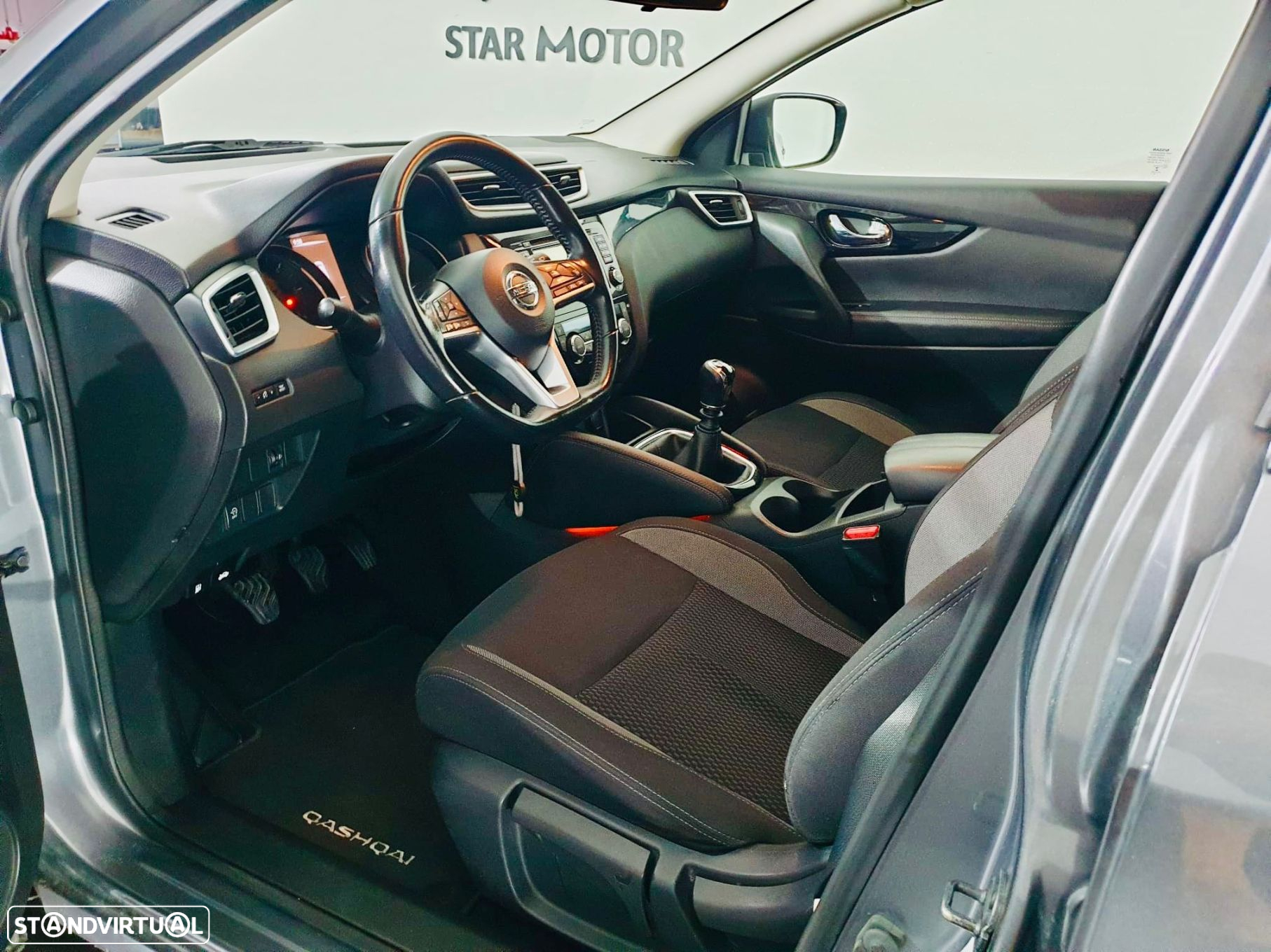 Nissan Qashqai 1.5 dCi Tekna Premium - 16
