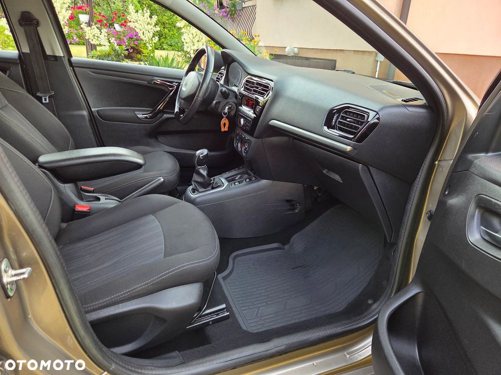 Peugeot 301 1.6 VTi Active EU6 - 14