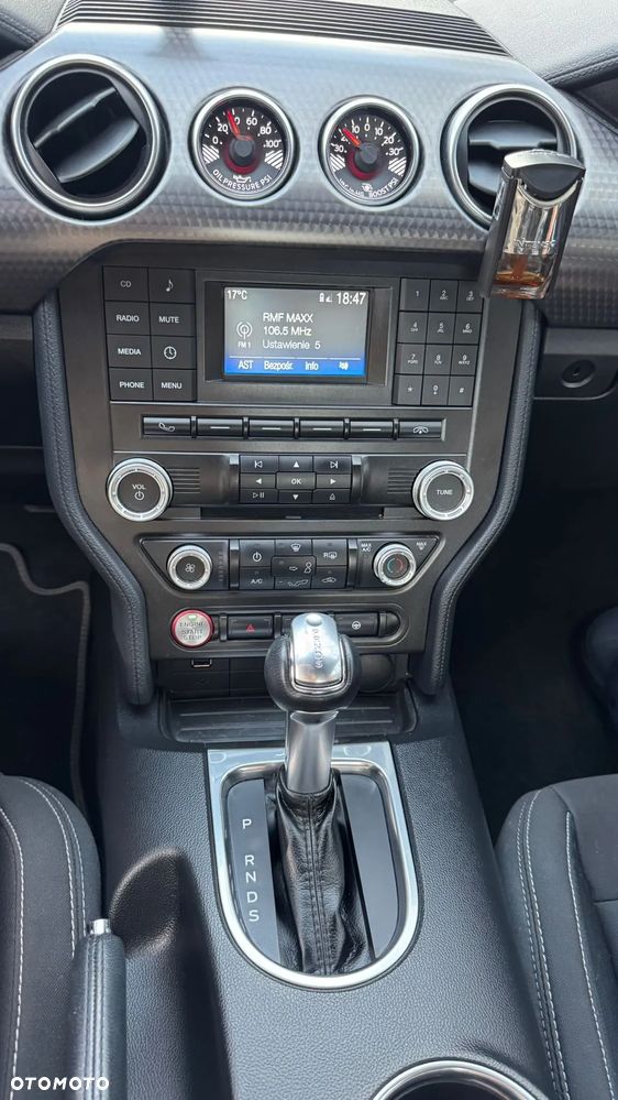 Ford Mustang 2.3 EcoBoost - 19