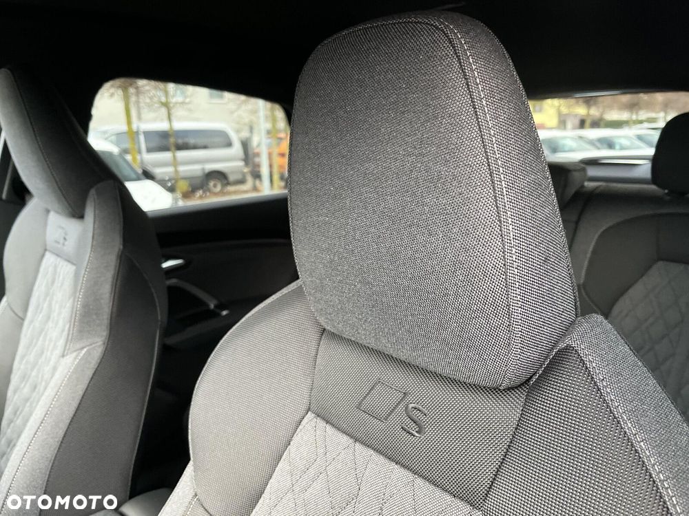 Audi Q5 Sportback - 30