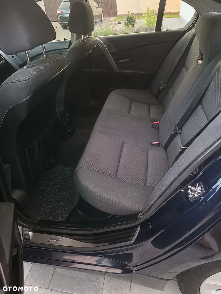 BMW Seria 5 - 16