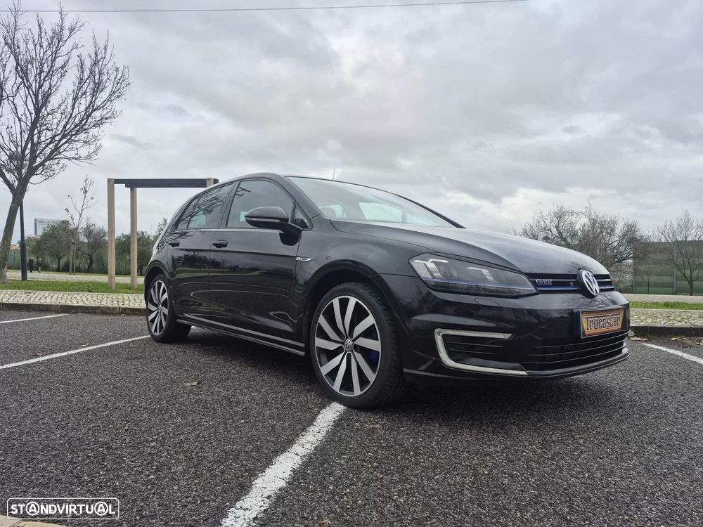 VW Golf 1.4 GTE Plug-In-Hybrid DSG - 4