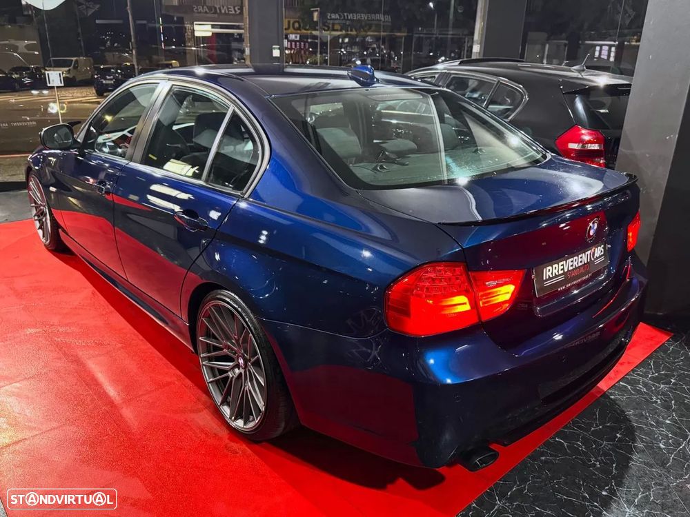 BMW 318 d Pack M - 4