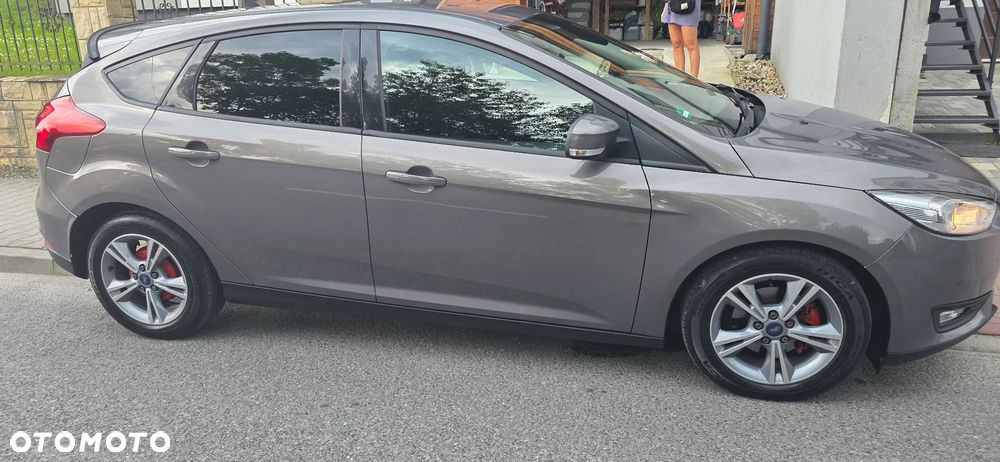Ford Focus - 12