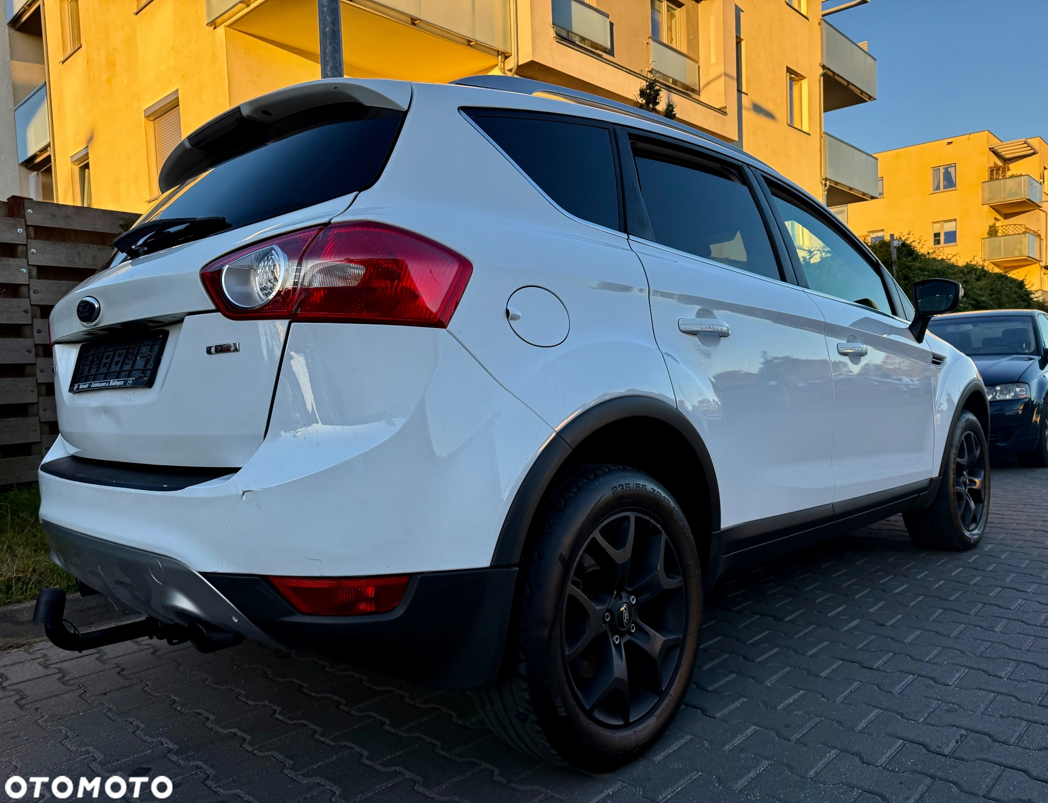 Ford Kuga 2.0 TDCi 2x4 Trend - 3