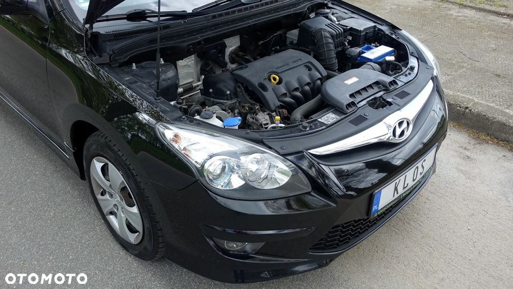 Hyundai i30 i30cw 1.4 UEFA EURO 2012 Edition - 39