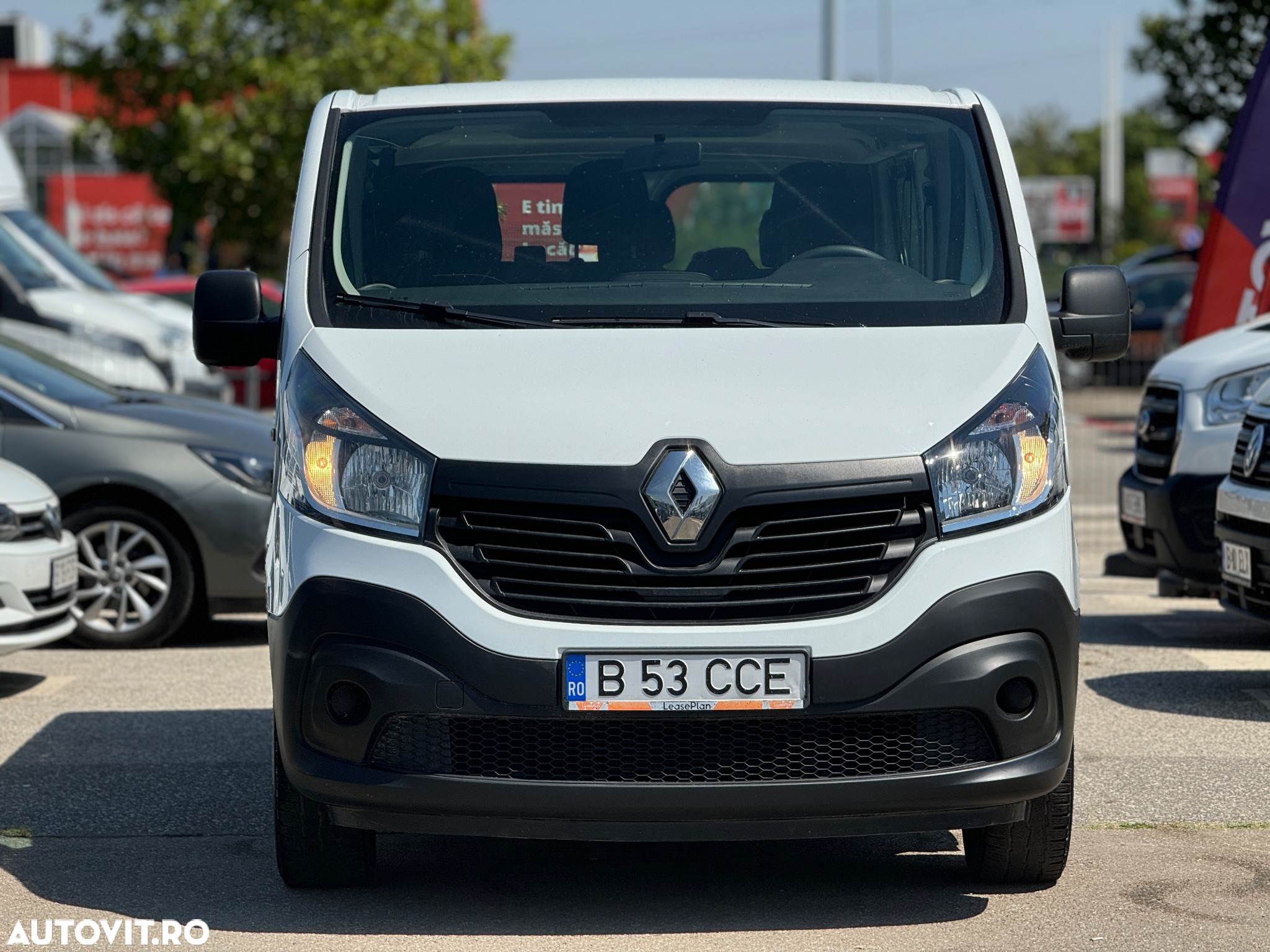 Renault Trafic - 2