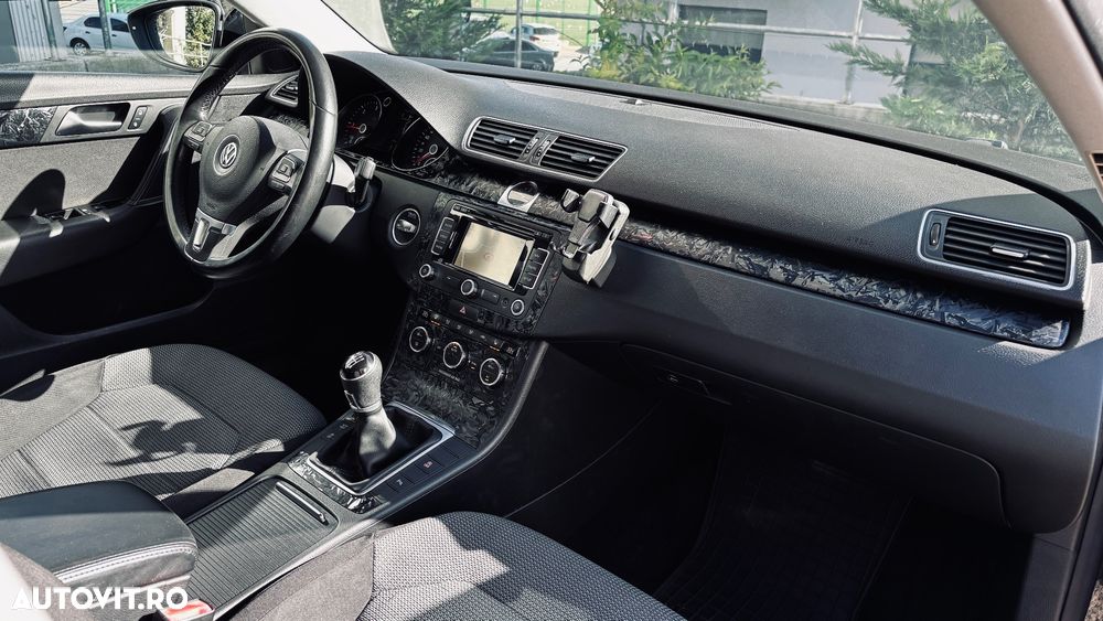 Volkswagen Passat 2.0 TDI BlueMotion Tehnology Comfortline - 7